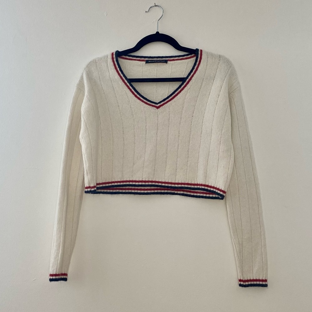Brandy Melville cropped sweater